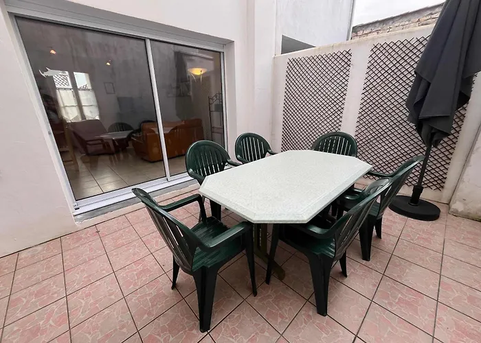 Maison De La Fileraise *