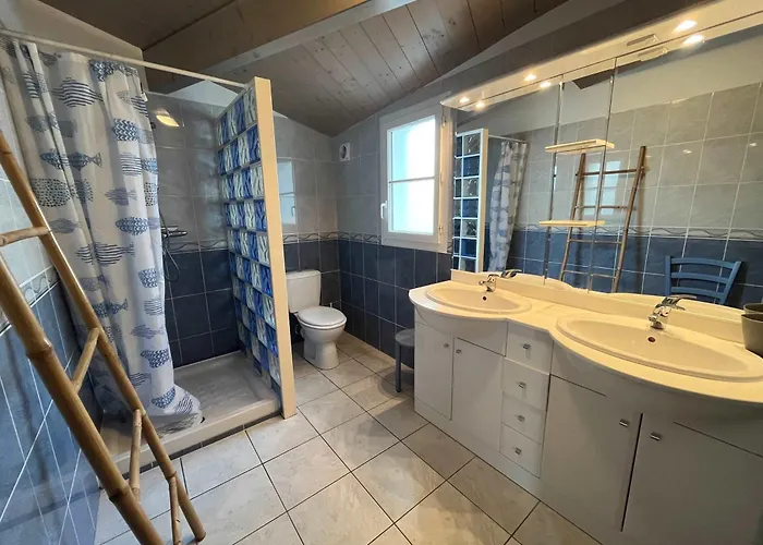 Maison De La Fileraise